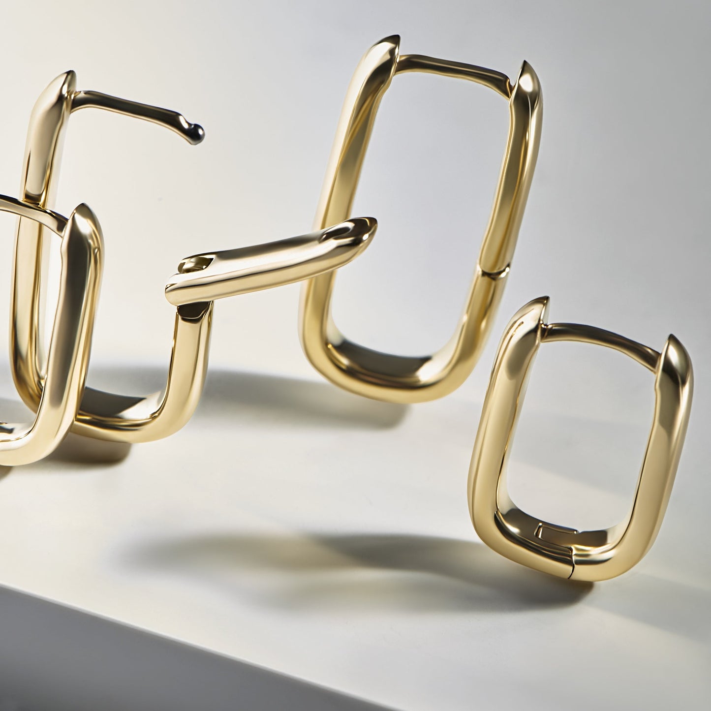 Petites boucles d'oreilles créoles Suzie