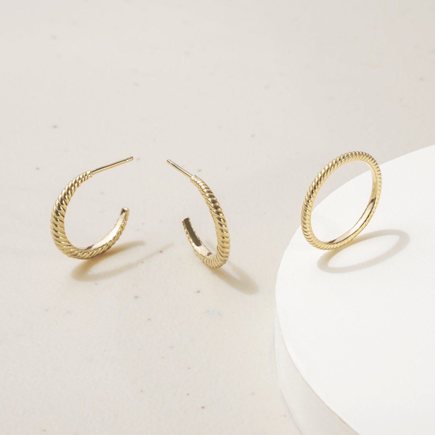 women stainless steel gold twisted ring and earring croissant boucles et bagues or femmes acier inox