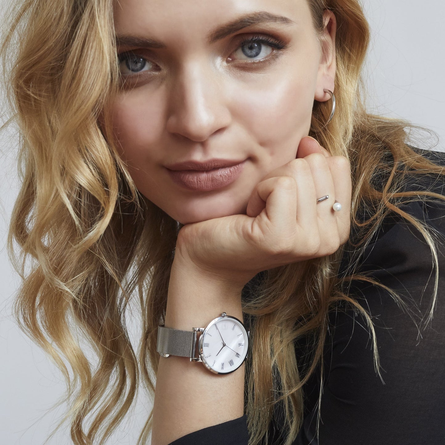 minimal pearl stainless steel watch