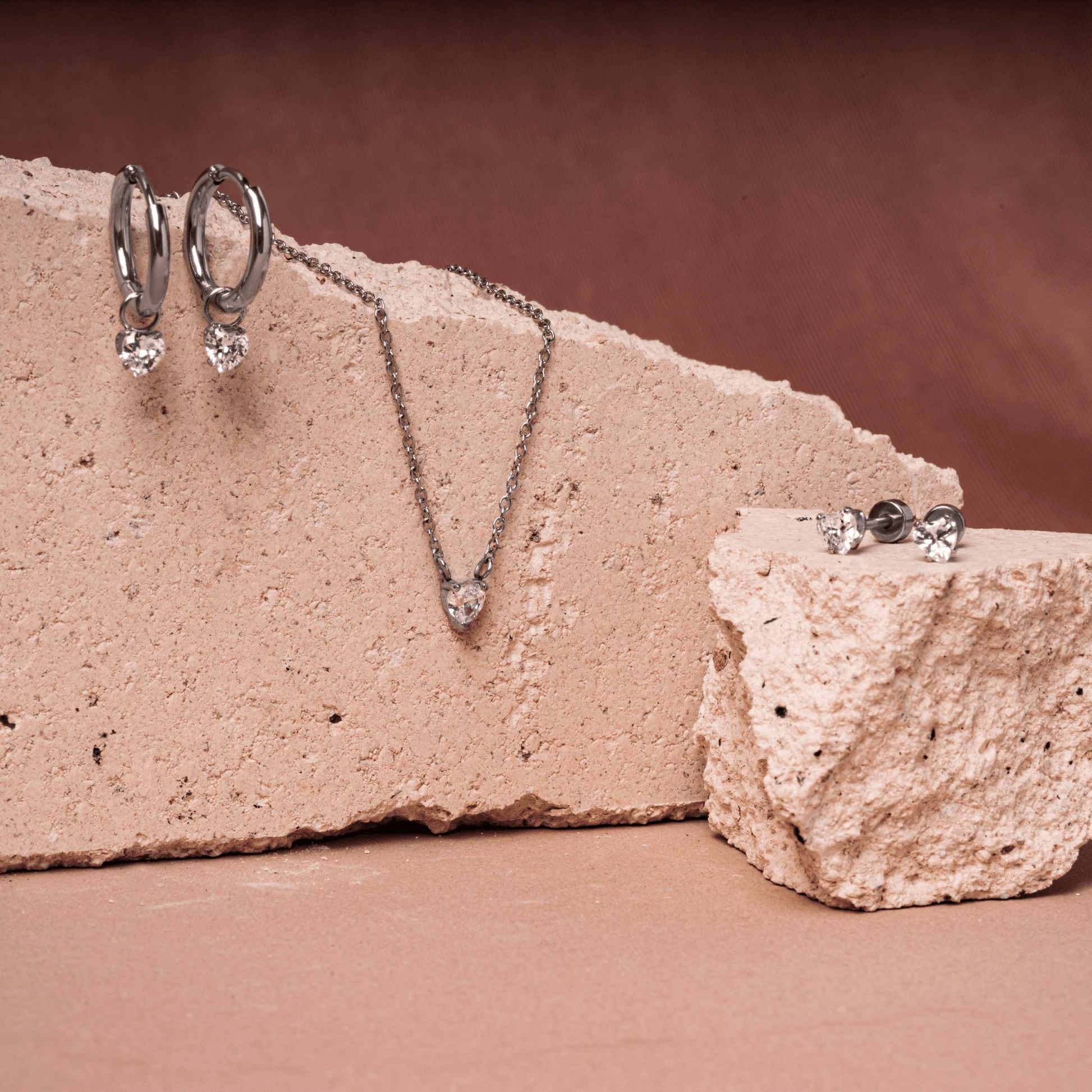 Ensemble bijoux en forme de coeur avec pierres acier inoxydable durable argent sans danger pour la peau Mia Bijoux