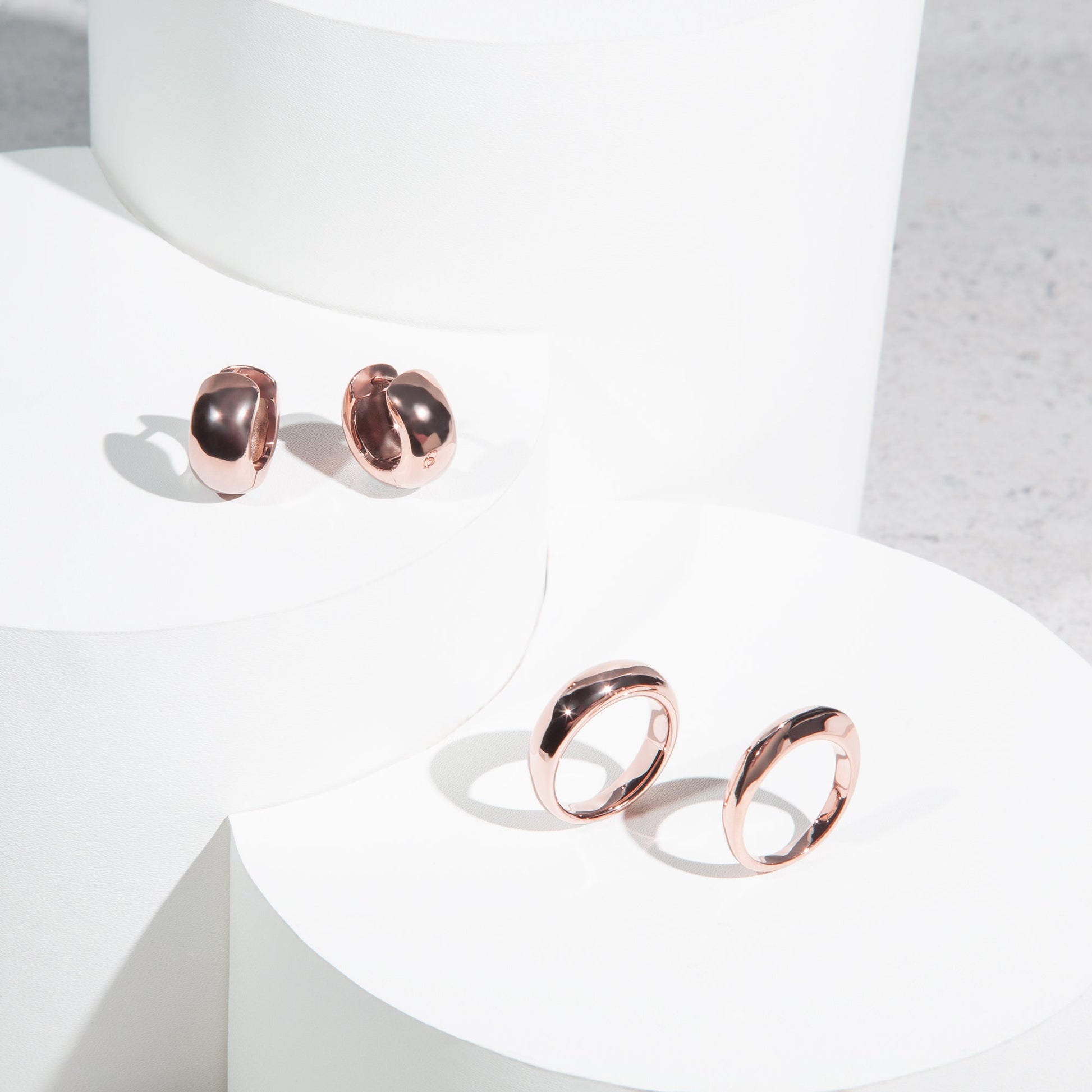 Gold stainless steel hypoallergenic puffy dôme ring mia jewelry bague or femme acier inoxydable hypoallergénique T320R004