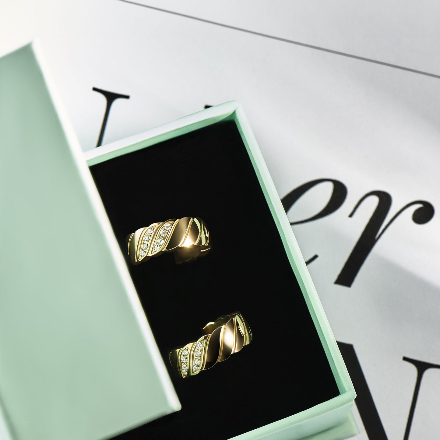 Boucles d'oreilles Huggie Emmy II