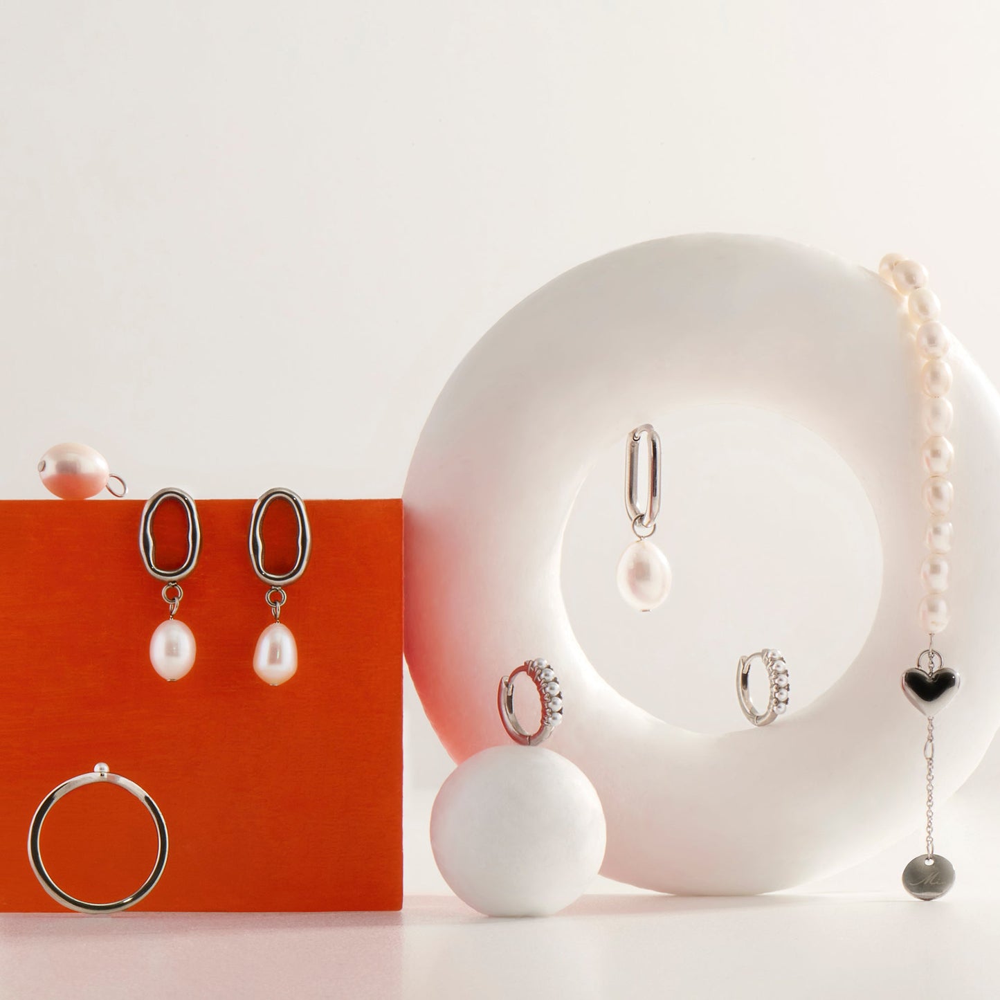 Boucles d'oreilles créoles en perles d'opale