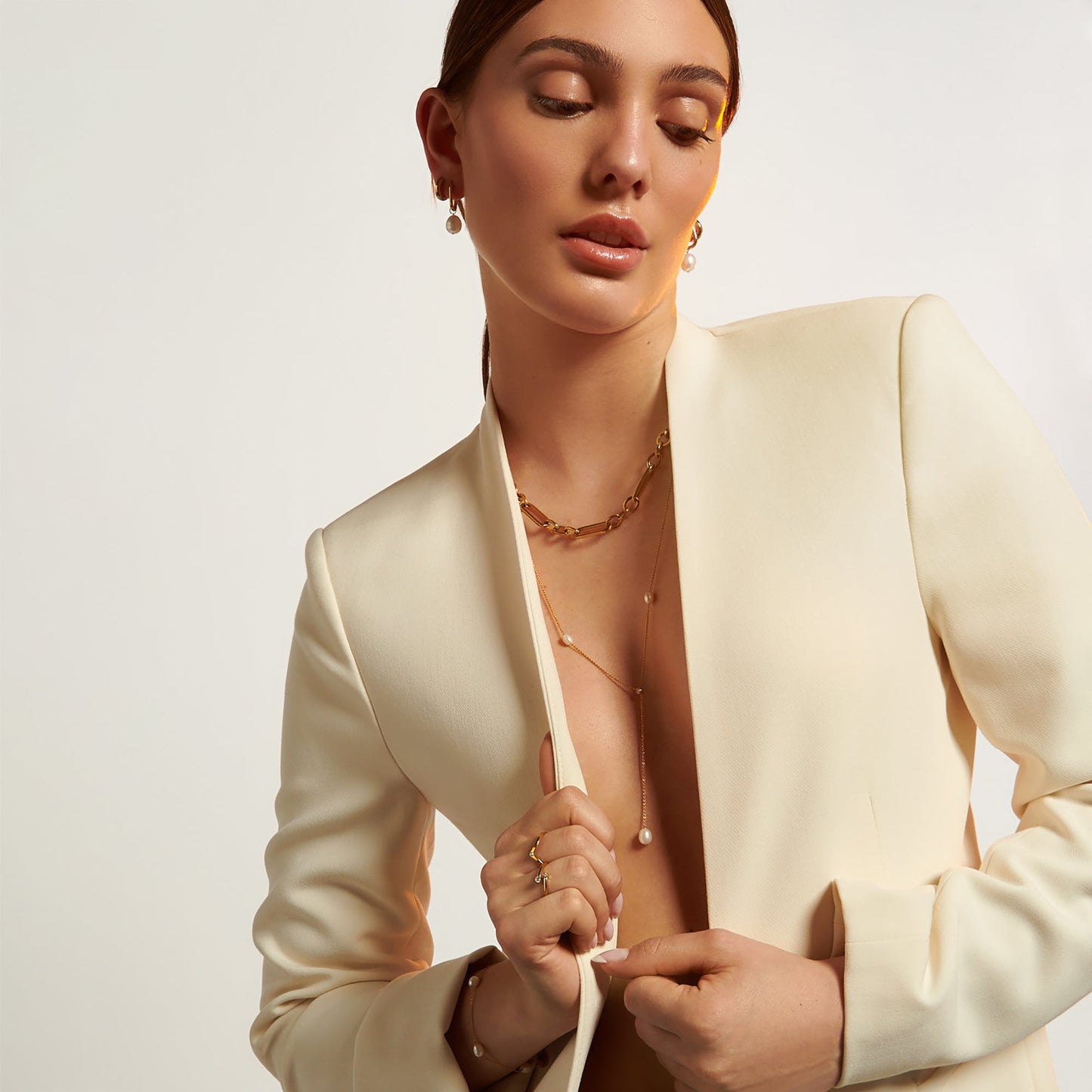 Stainless_steel_chic_set_links_and_pearls_gold_ensemble_chic_perles_et_mailles_massives_or_acier_inoxydable_mia_bijoux