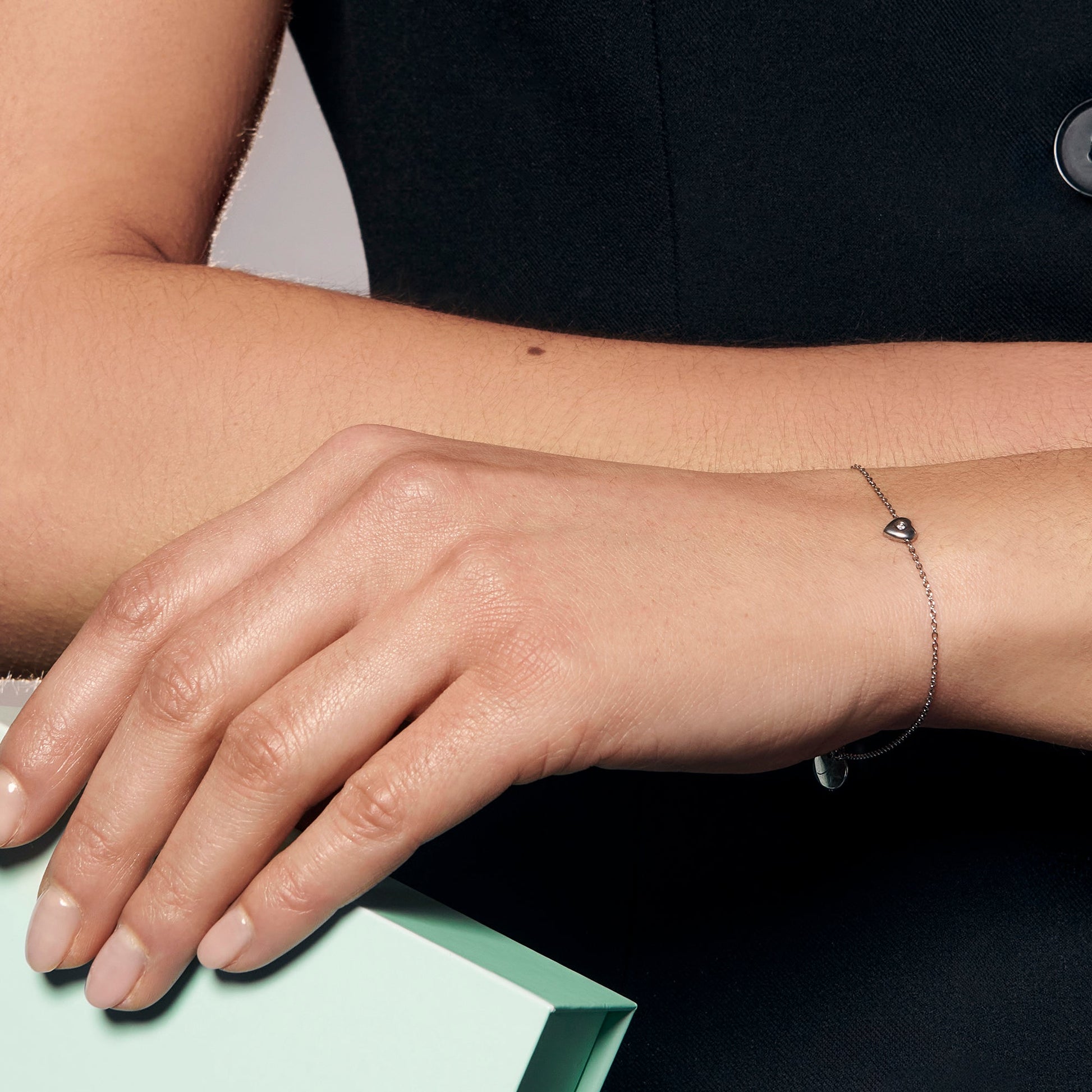 Stainless steel simple heart with CZ stone bracelet coeur avec pierre zircon acier inoxydable MIAJWL