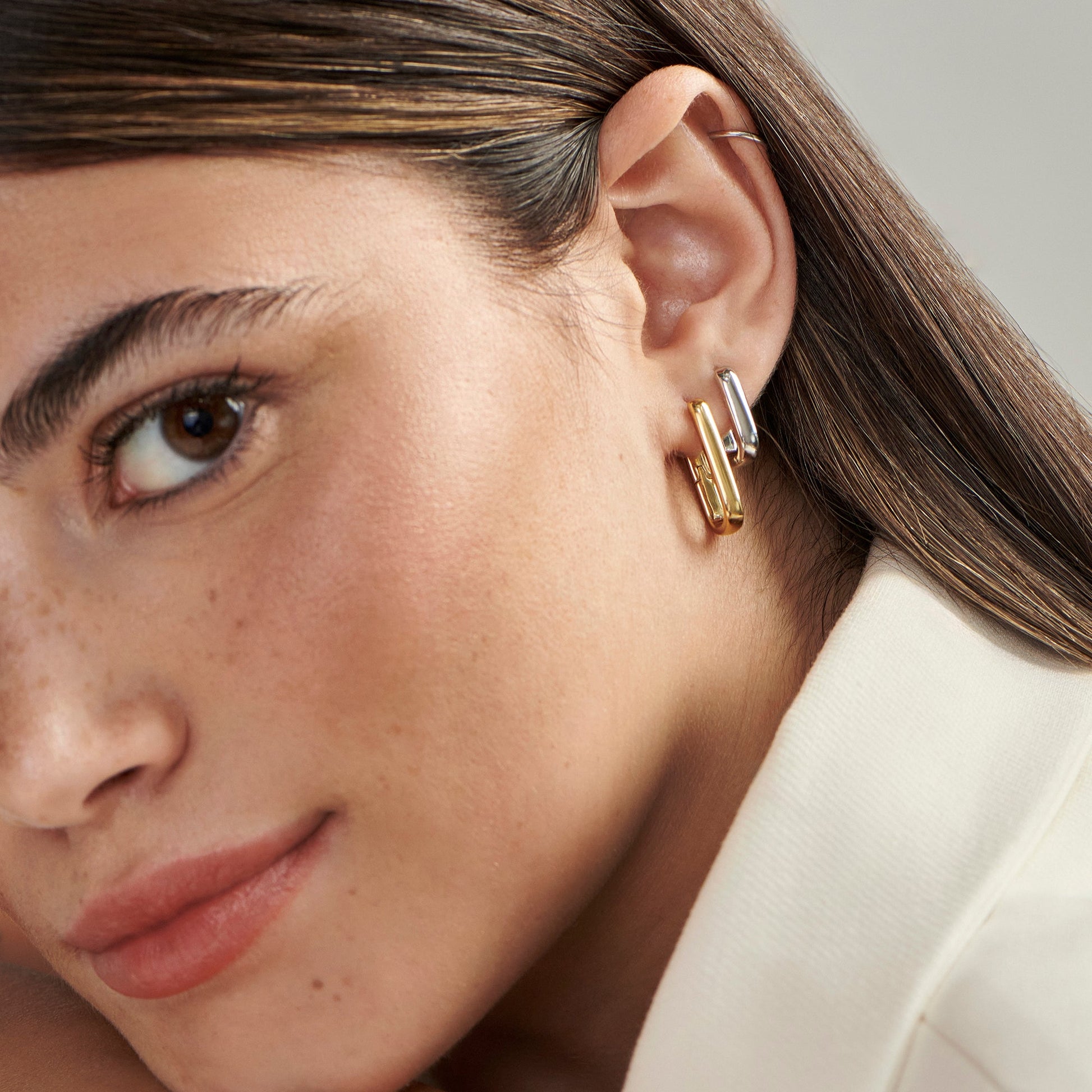 Stainless steel small and medium rectangle huggie earrings petites et moyennes boucles d_oreilles rectangles acier inoxydable MIAJWL