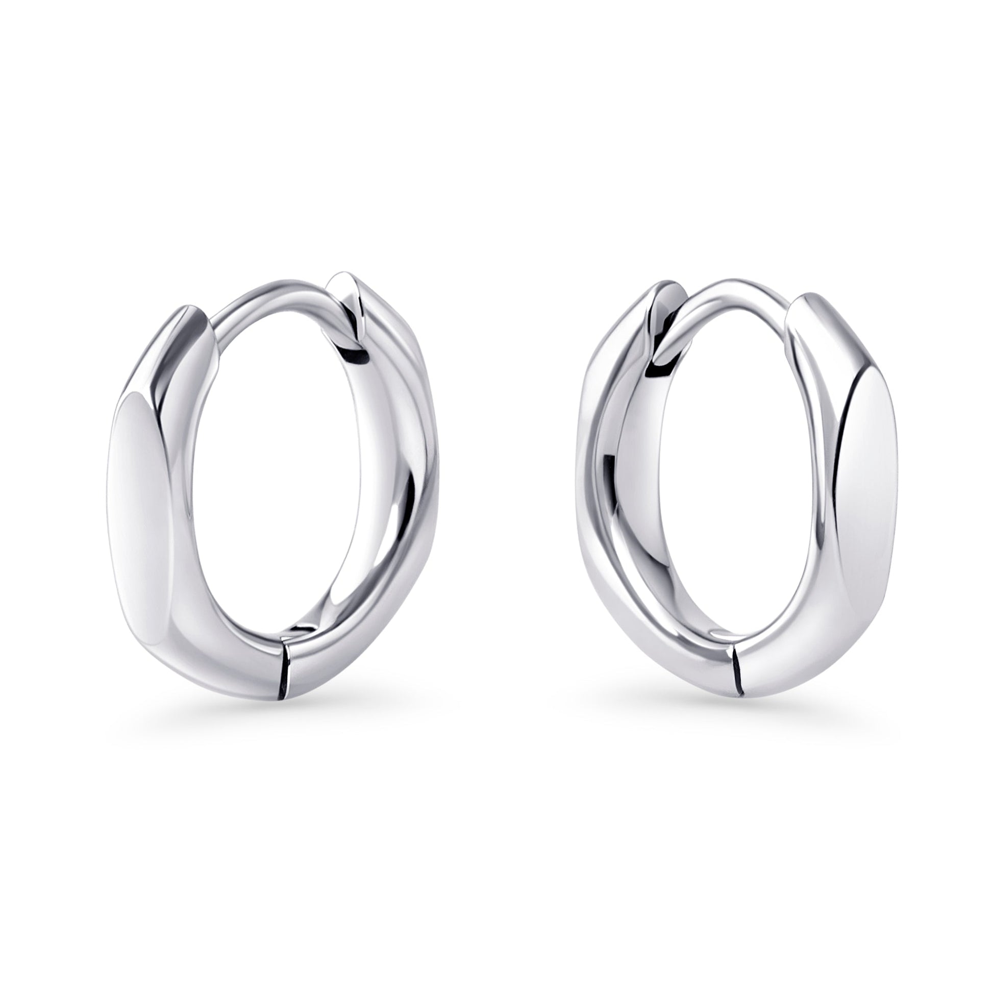 Waterproof silver stainless steel small signet huggie earrings MIAJWL boucles d'oreilles dormeuses petit signet acier inoxydable argent à l'épreuve de l'eau Mia Bijoux