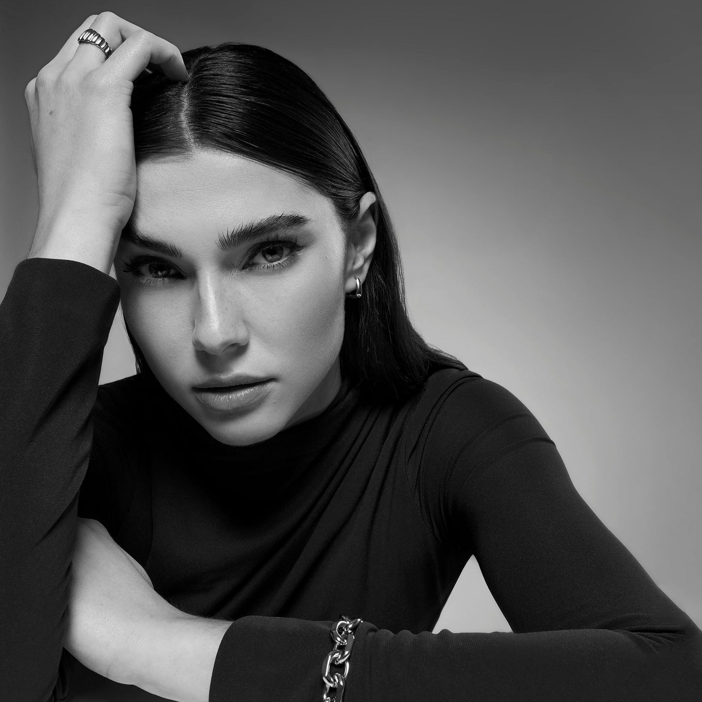 Stainless steel triangle huggie earrings and big oval links bracelet  acier inoxydable grosses mailles ovales et boucles d'oreilles dormeuses triangle MIAJWL