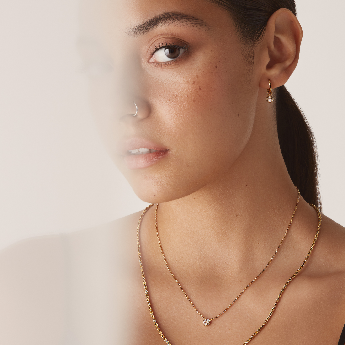 Chaine en argent torsadée acier inoxydable confortable et sans danger pour la peau fait pour durer qui ne ternie pas MIA BIJOUX