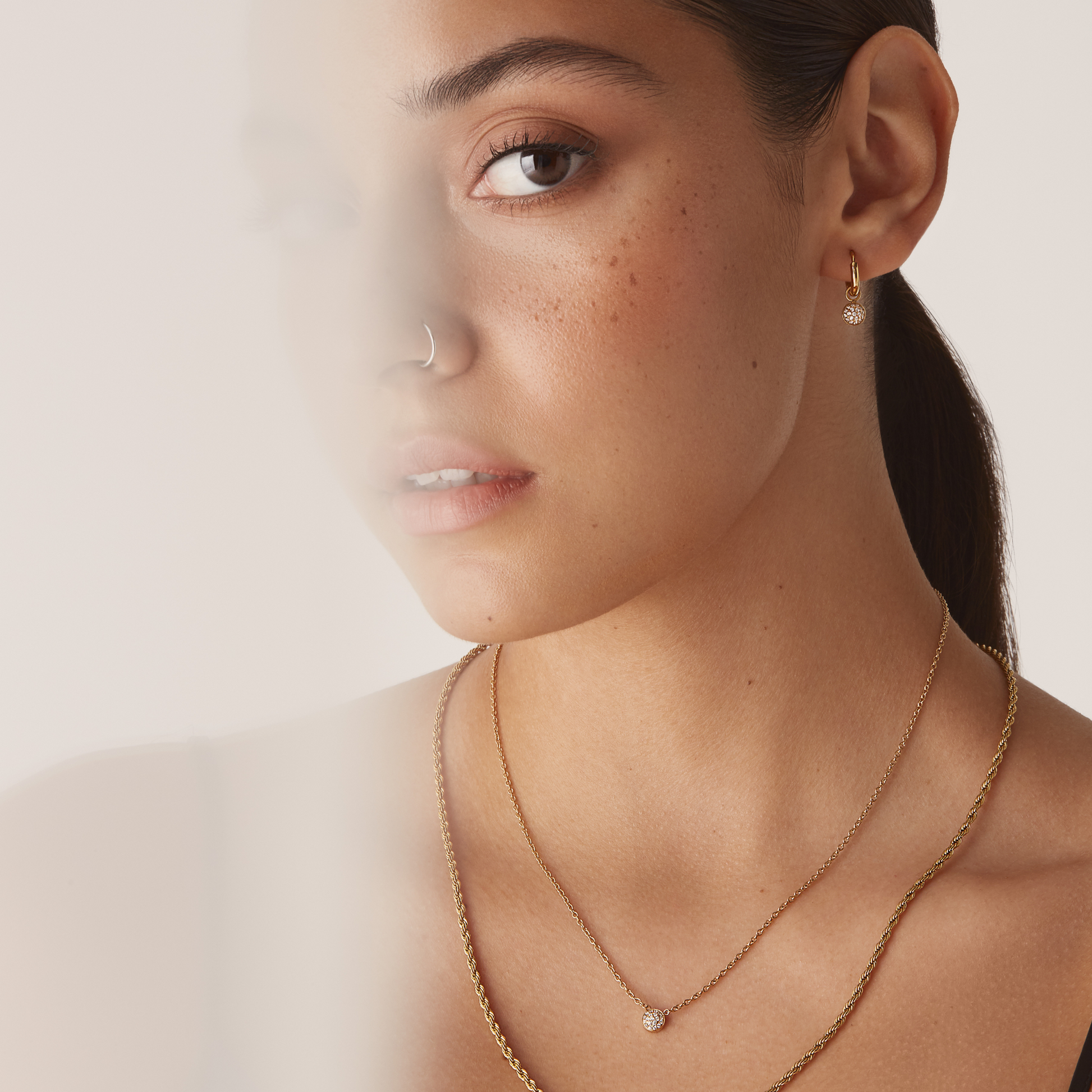 Chaine en argent torsadée acier inoxydable confortable et sans danger pour la peau fait pour durer qui ne ternie pas MIA BIJOUX