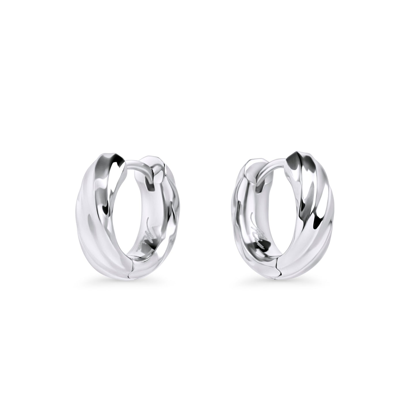 twisted silver waterproof stainless steel huggie earrings MIAJWL boucles d'oreilles dormeuses torsade acier inoxydable argent va à l'eau Mia Bijoux