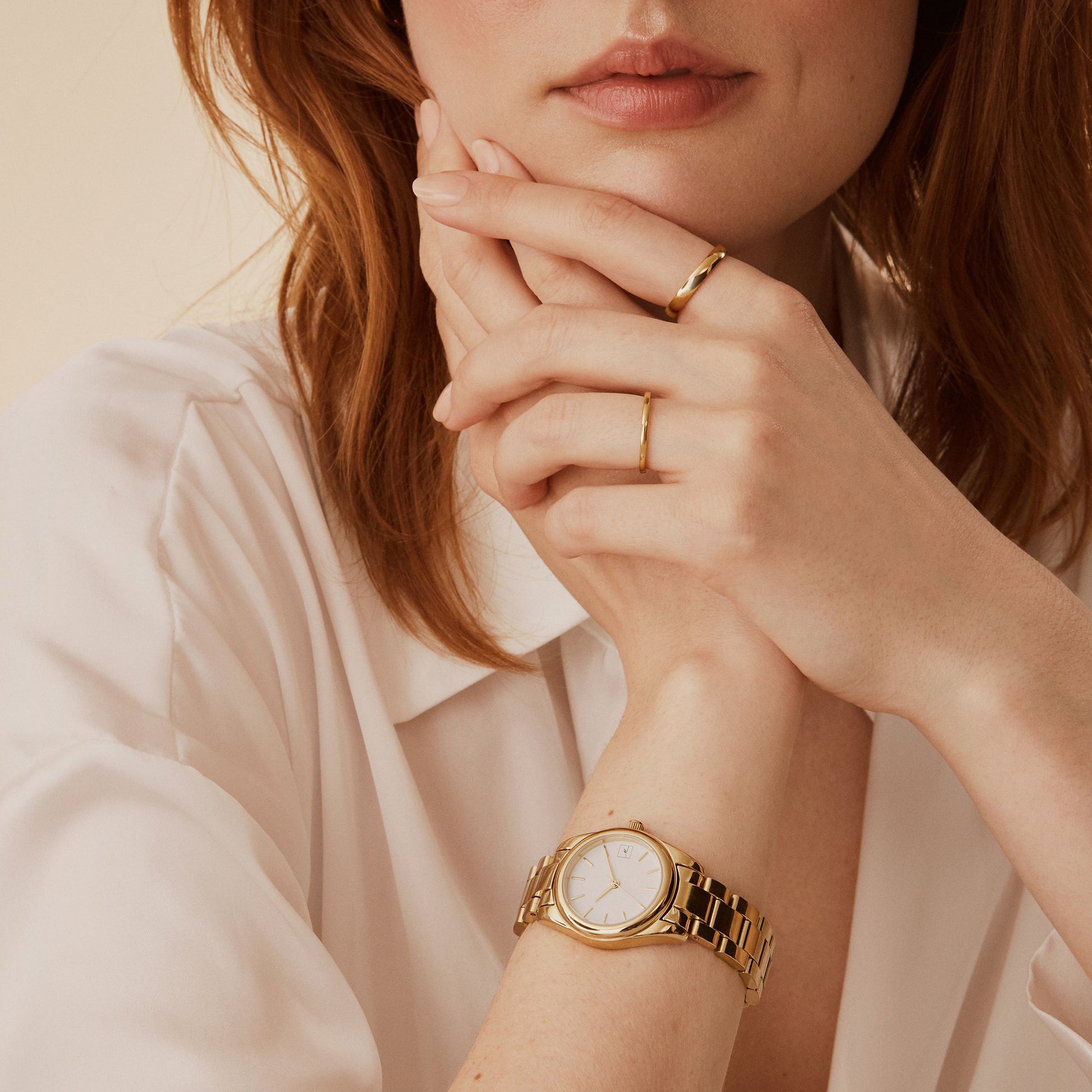 Minimal small round gold watch montre ronde petite minimale or