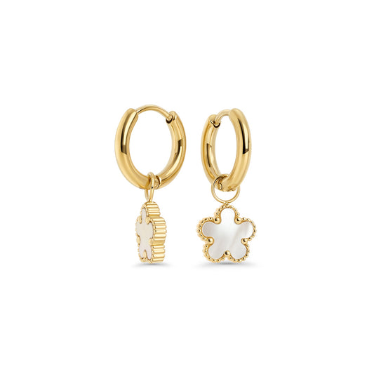 Nellie Huggie Earrings | [2025R2]