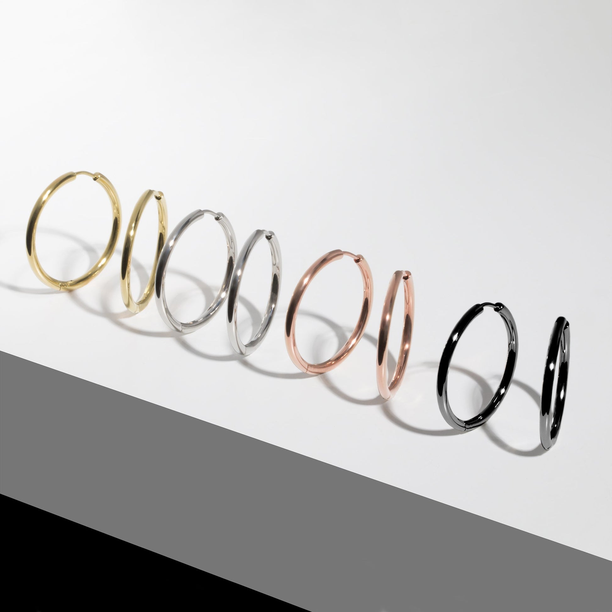 gold-stainless-plain-hoop-earrings-T217E004DO-MIA